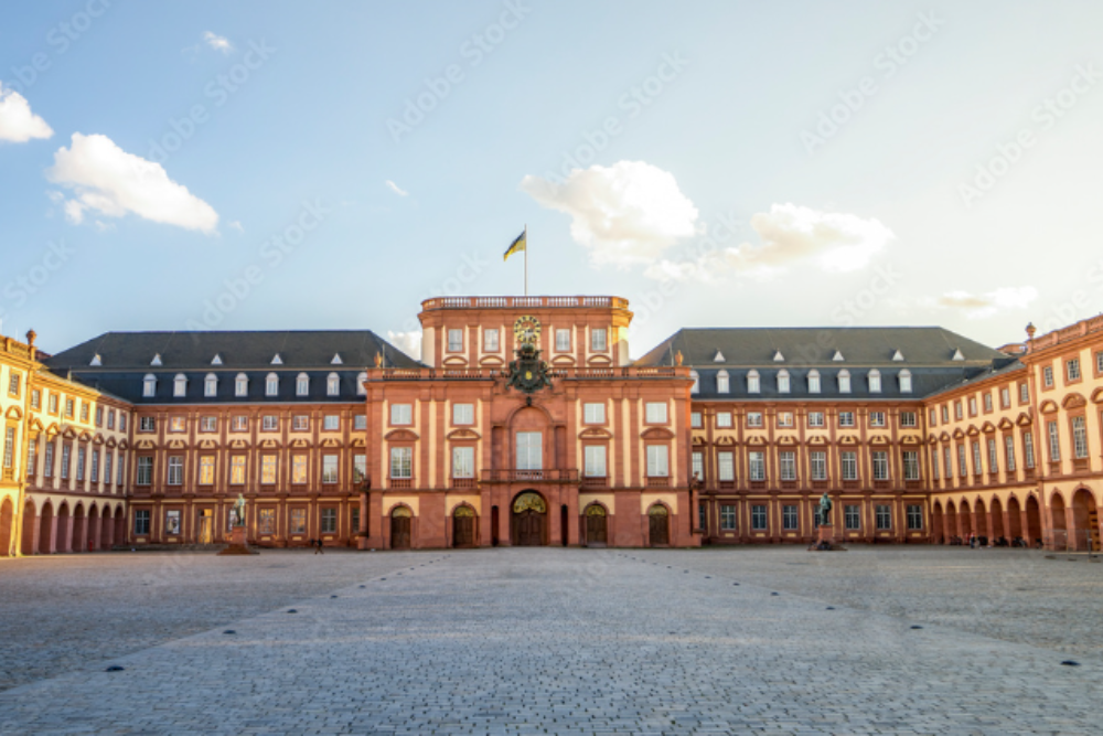 Mannheim Palace (Schloss Mannheim)