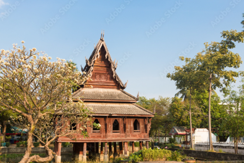Wat Thung Si Mueang