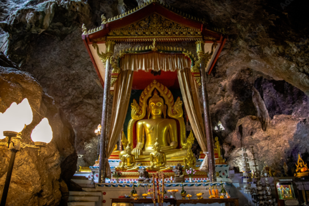 Wat Ban Tham