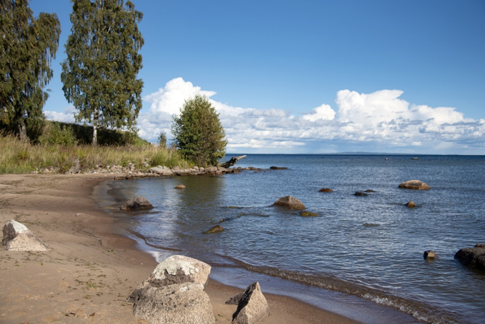 Scenic Beaches along Lake Vattern
