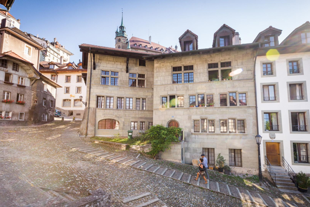 Old Town (La Vieille Ville)
