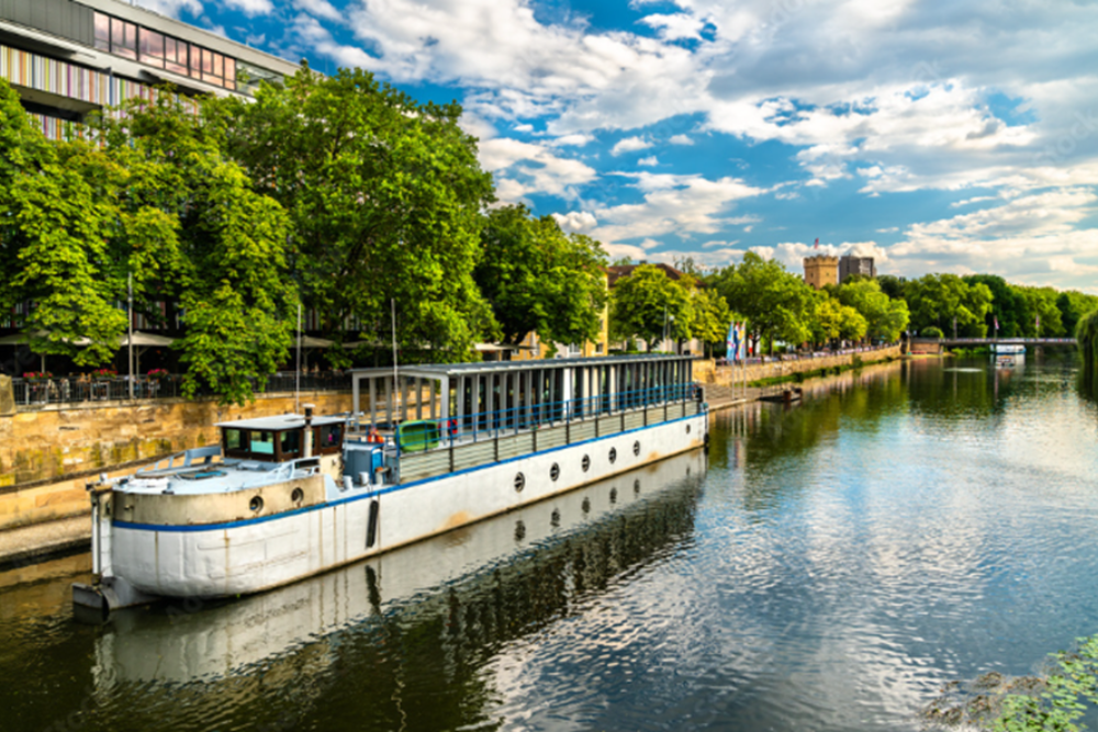 Neckar River:
