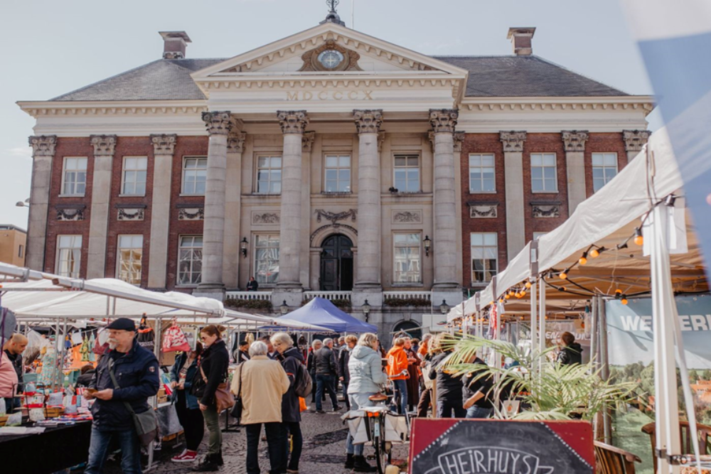 Gruningen Market Square