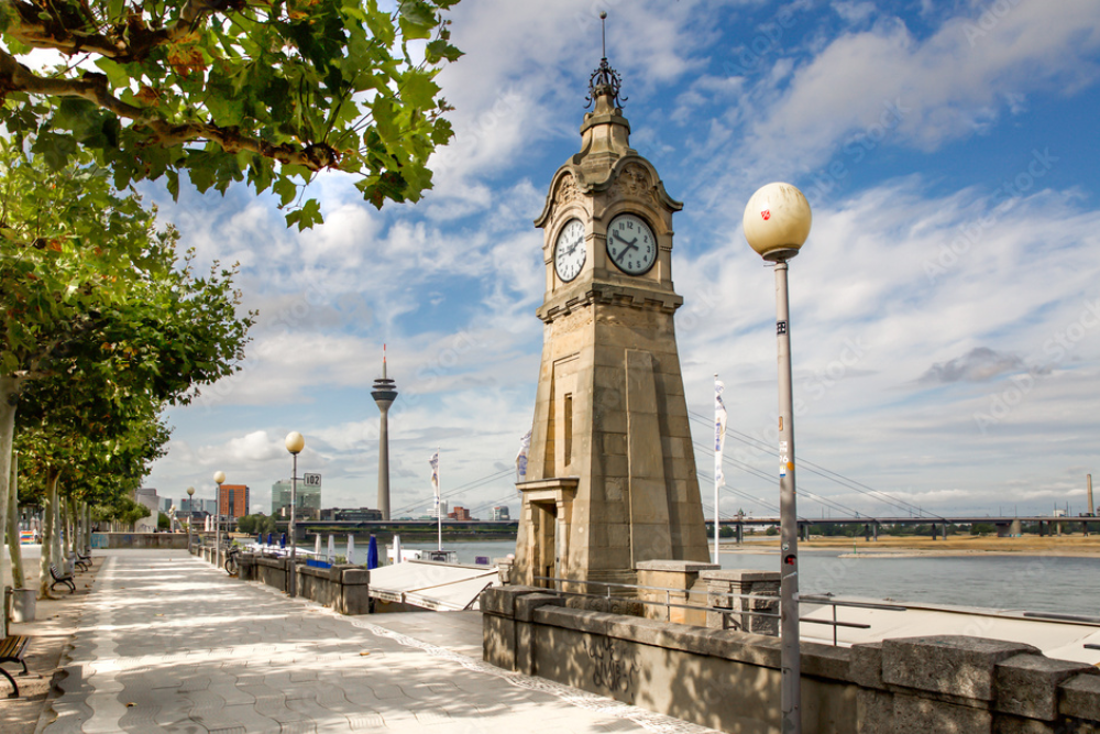 Rheinuferpromenade
