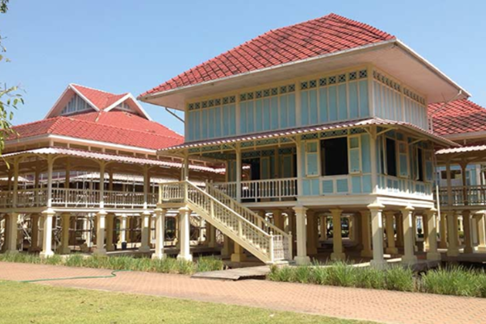 Maruekhathaiyawan Palace
