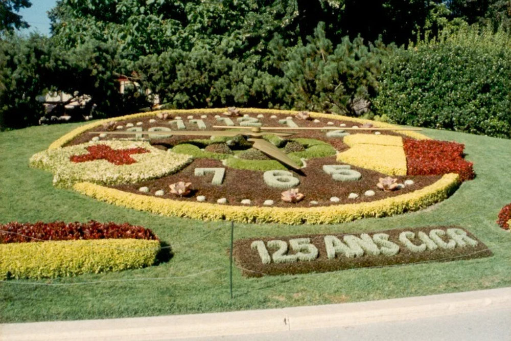 The Flower Clock (L'Horloge Fleurie)
