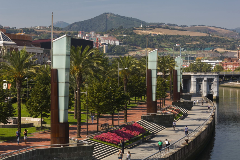 Abandoibarra Promenade