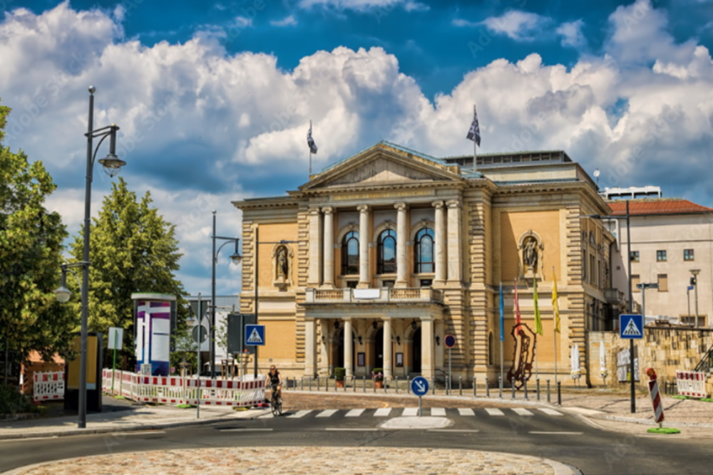 Halle Opera House