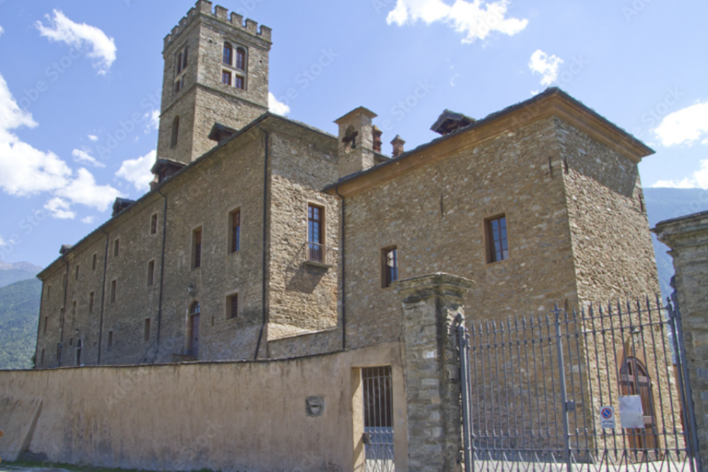 Sarre Royal Castle (Castello Reale di Sarre)