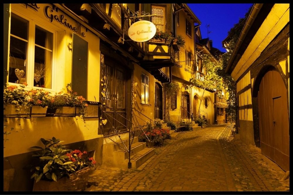 Uzes