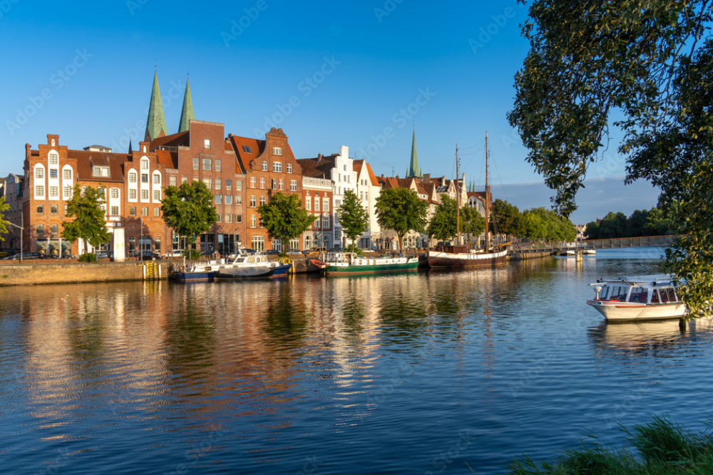 Discovering the Old Town (Altstadt)