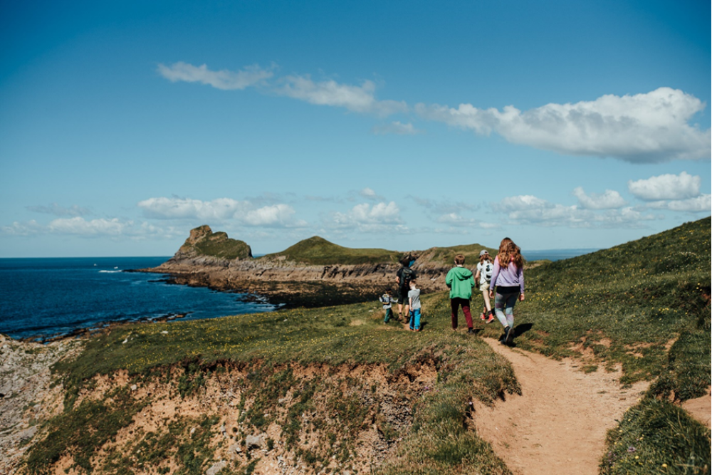 Hiking to Worm’s Head