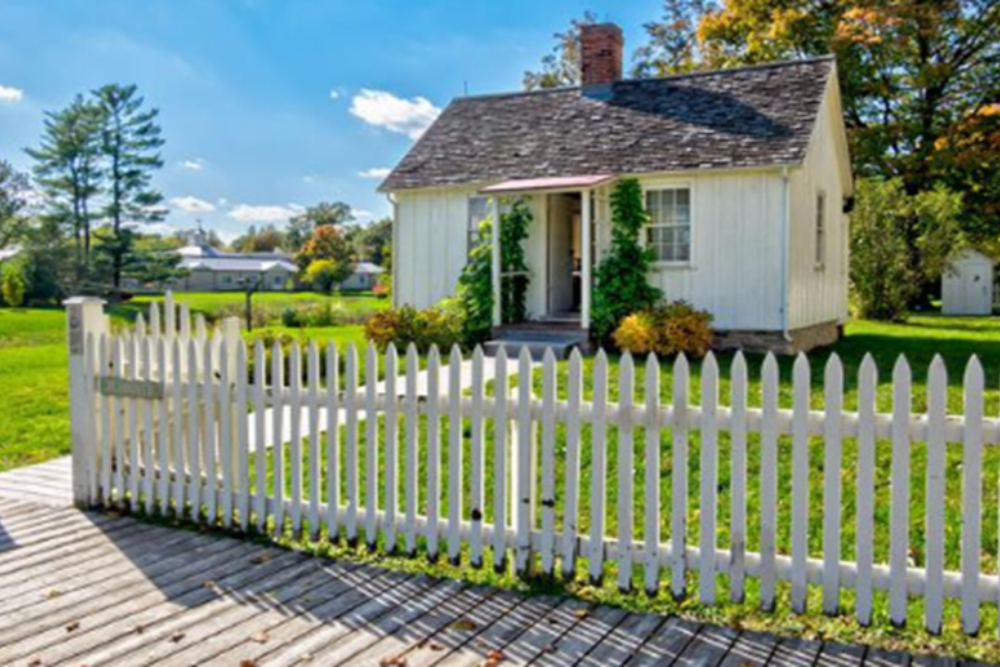Effigy Mounds National Monument
