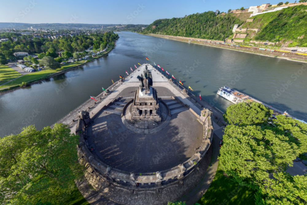 German Corner (Deutsches Eck)