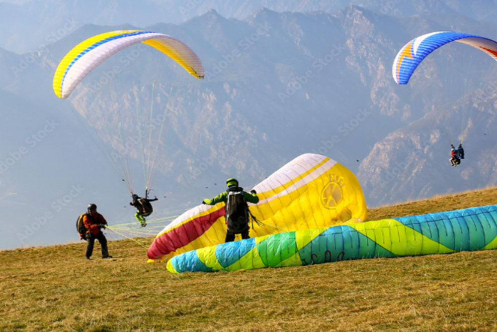 Paragliding