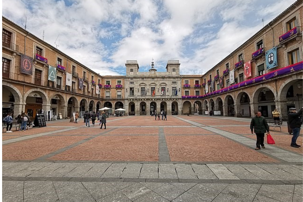 Plaza Mayor (Plaza del Mercado Chico)