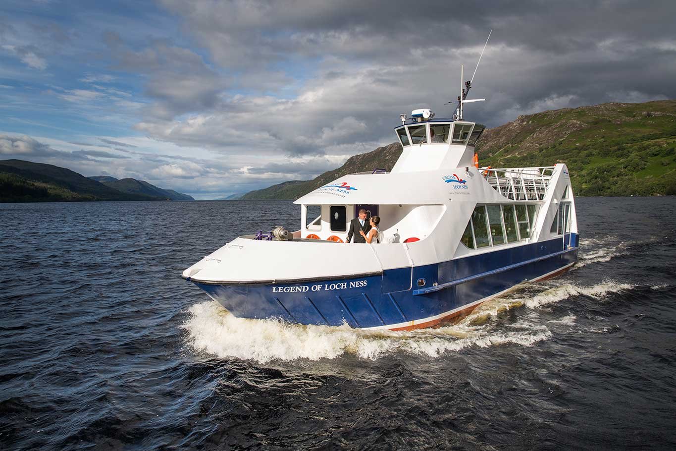 The best crew and fleet on Loch Ness - Cruise Loch Ness