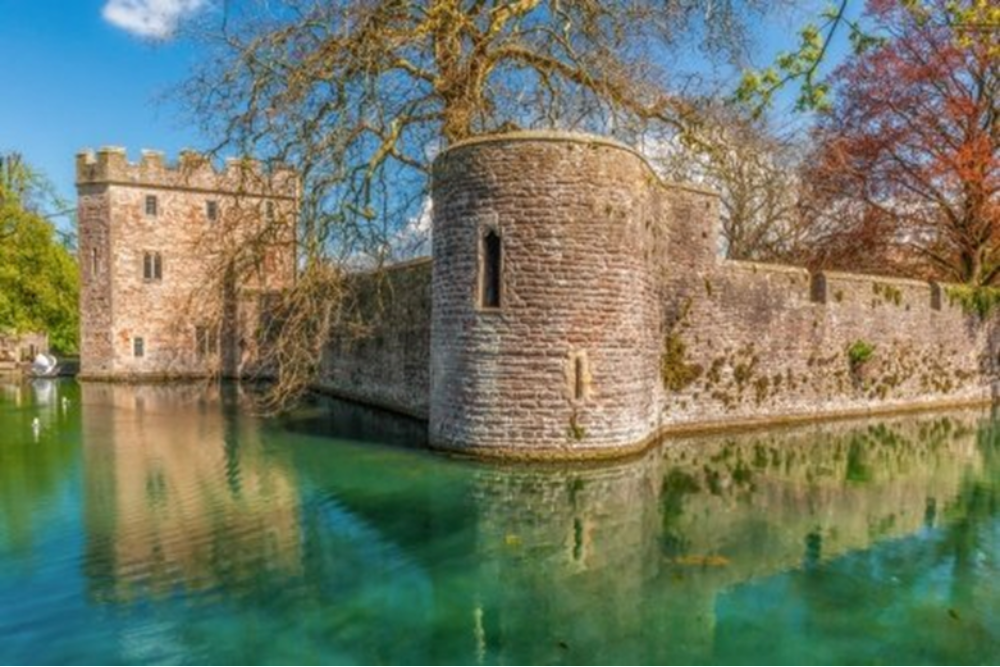 Bishop's Palace and Gardens
