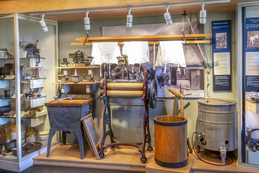 Hollytrees Exhibition hall