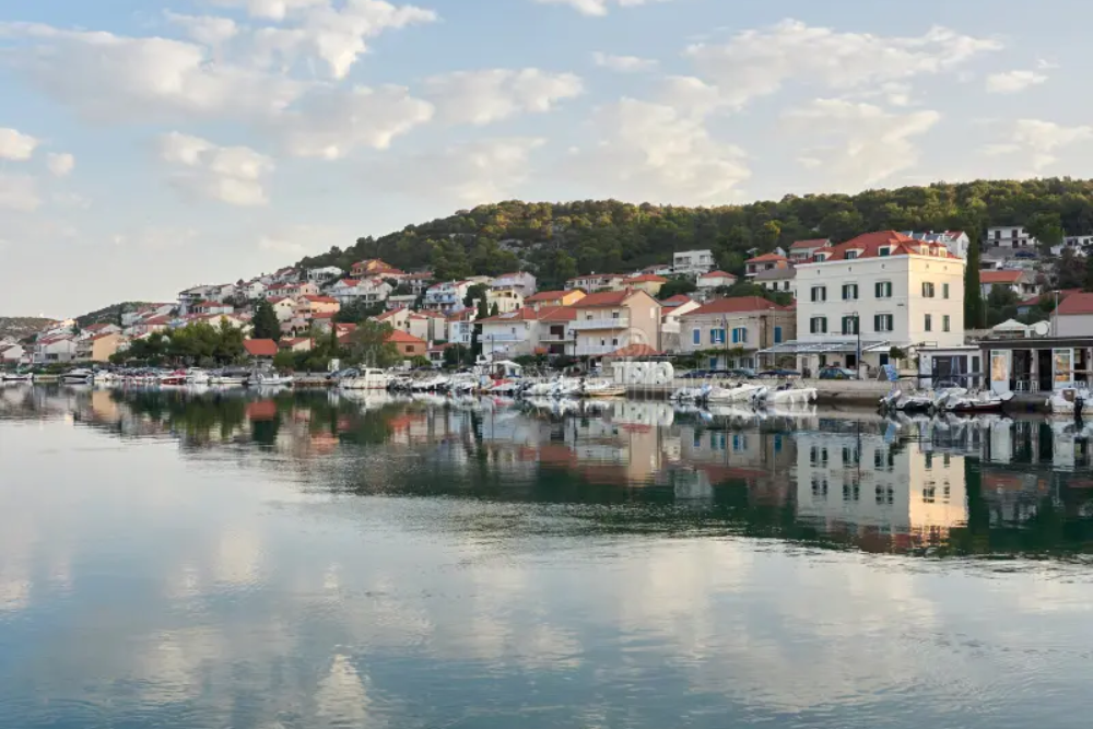 Tisno