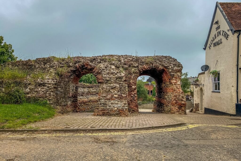 Colchester's Roman Walls
