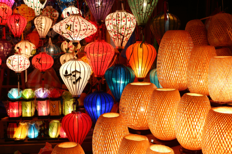 The Best Night Markets in Hanoi to Visit as a Solo Traveler