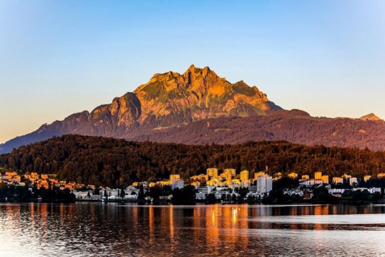 Sailing to Serenity: Lake Lucerne’s Hidden Islands and Water Escapes