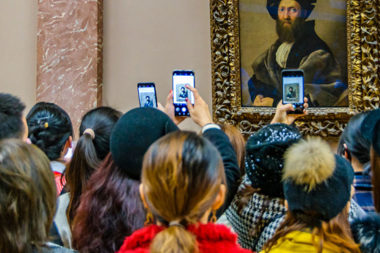 Top Art Galleries to Visit in Paris: A Guide for Art Lovers