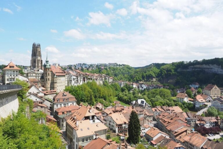 Fribourg’s Hidden Alleys: A Walking Tour of Medieval Marvels