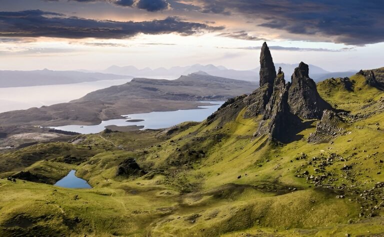 The Unique Rock Formations of Scotland: From Old Man of Storr to Fingal’s Cave