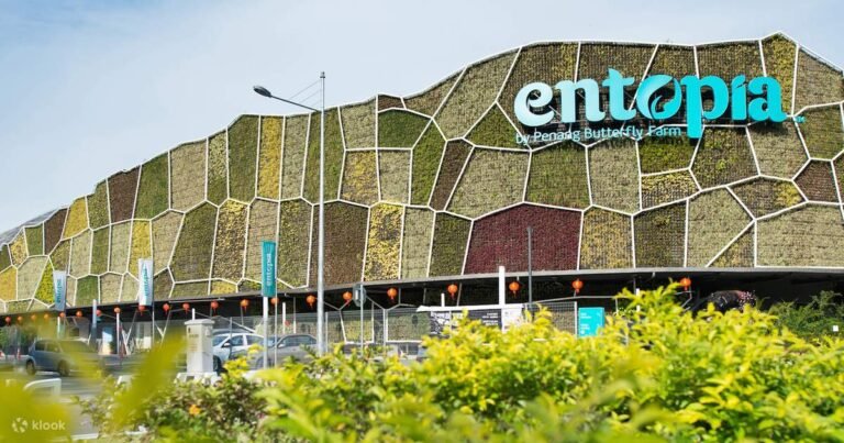 A Tropical Sanctuary: Entopia