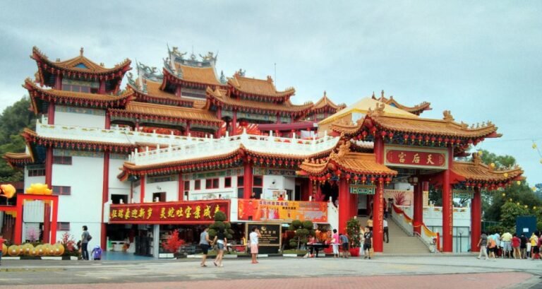 The Legendary Thean Hou Temple