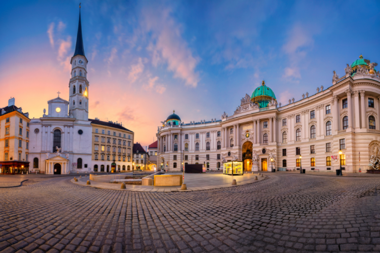 Exploring Vienna: A Guide to the Best Historical and Modern Attractions