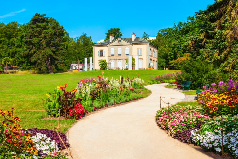 Historic Landmarks to Visit in Switzerland