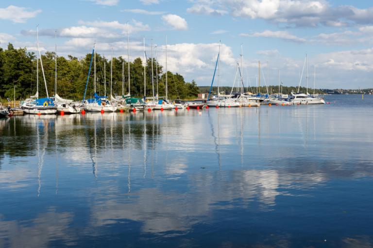 Top Lakes in Sweden for Boating and Fishing