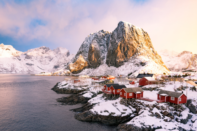 Exploring Norway’s Lofoten Islands: A Photographer’s Paradise