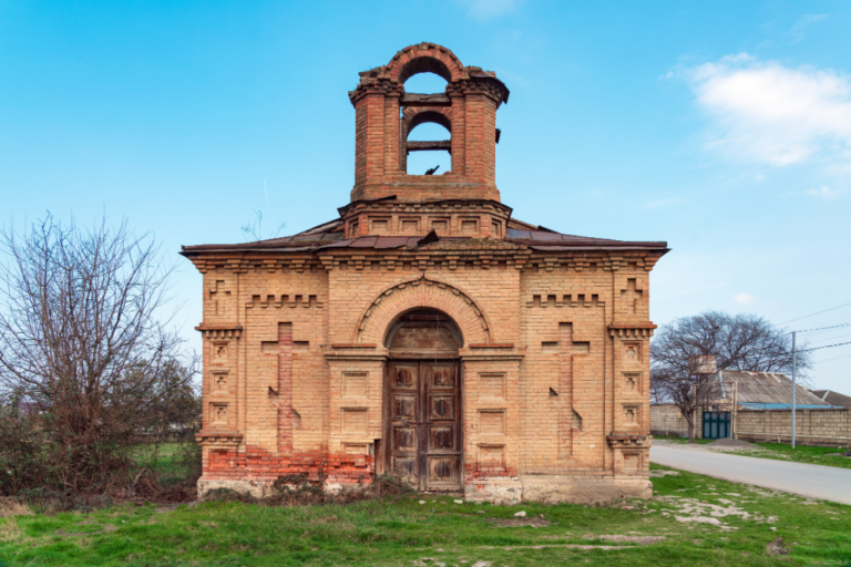 How to Spend 24 Hours in Guba: A Complete Guide