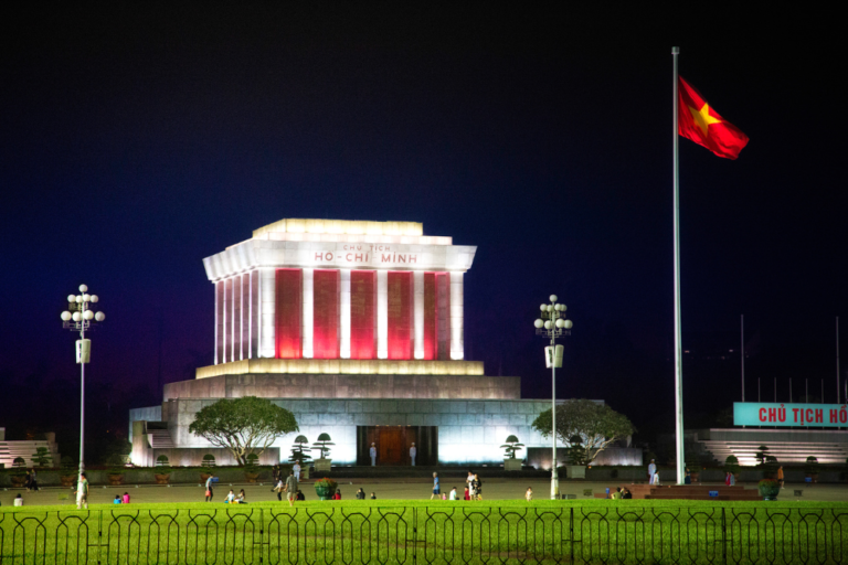 How to Experience Vietnamese Art and Culture Alone: Museums, Galleries, and More