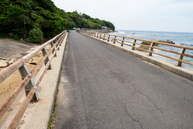 How to Spend a Day in Hakone: Hot Springs, Views, and More