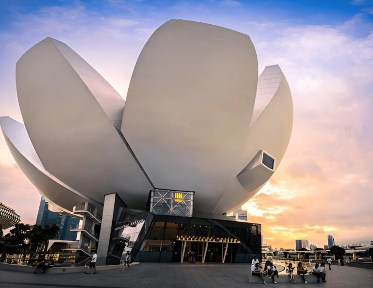 Singapore’s Top Rainy-Day Activities for Travelers