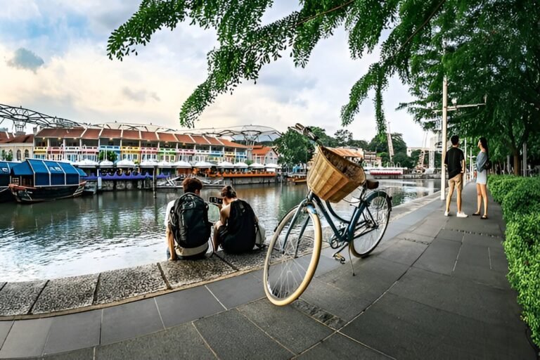  Exploring Clarke Quay: Singapore’s Best Riverside Hangout