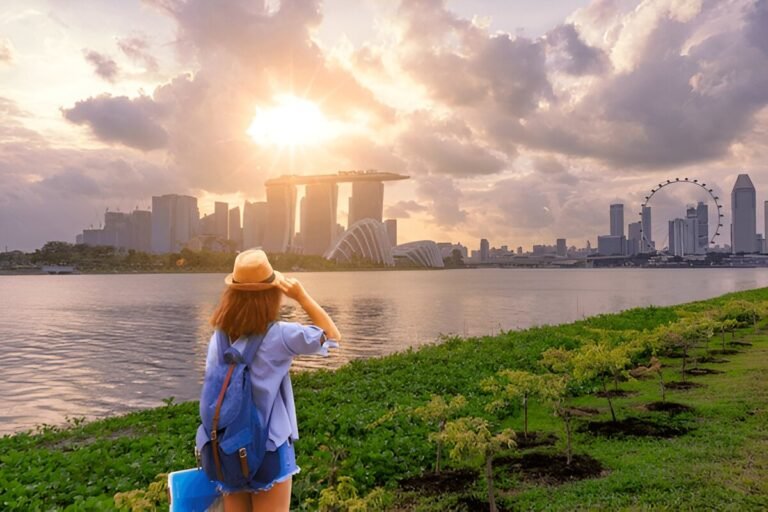  How to Plan a Solo Trip to Singapore: Tips & Tricks