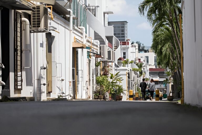  How to Experience Singapore Like a Local