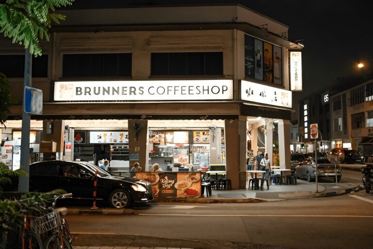 Singapore’s Coffee Culture: Exploring the Best Local Brews