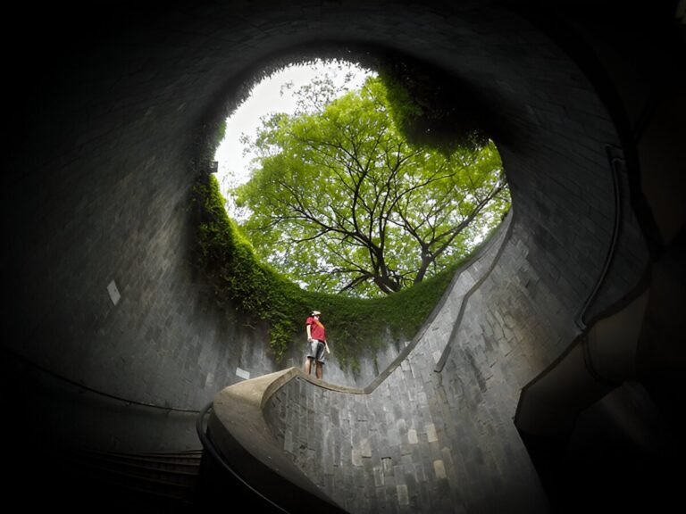 How to Enjoy a Romantic Getaway in Singapore