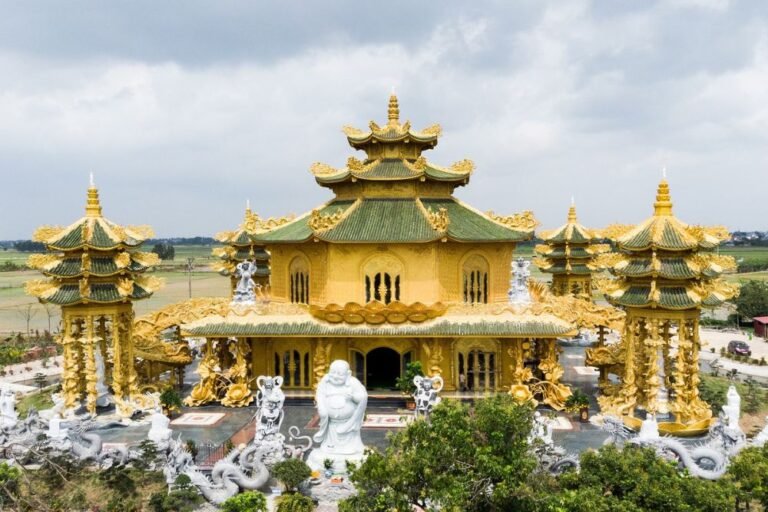 Temples & Pagodas: Vietnam’s Most Spiritual & Breathtaking Shrines