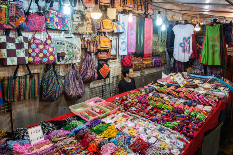 Exploring Singapore’s Night Markets and Bazaars