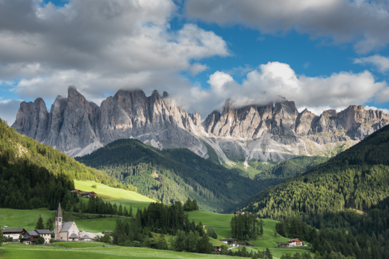 Hiking in the Dolomites: A Complete Guide