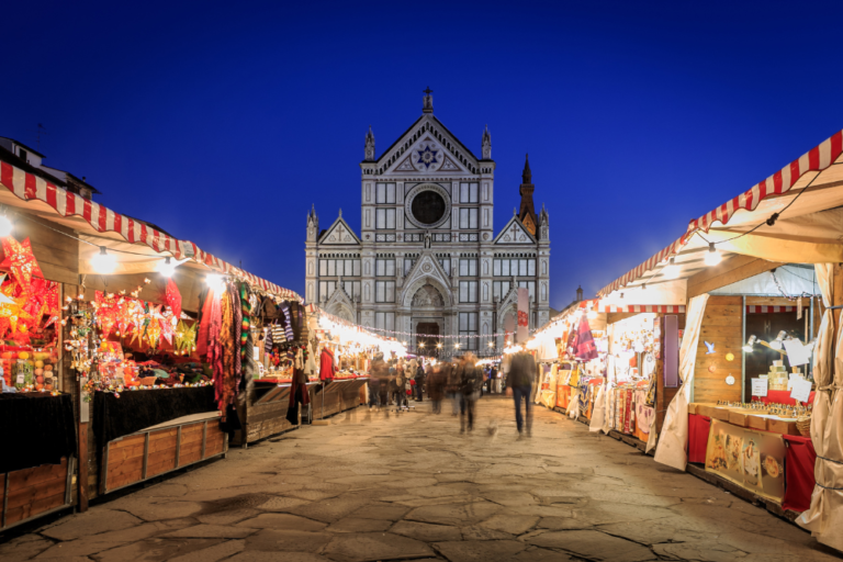 How to Experience Italy’s Christmas Markets