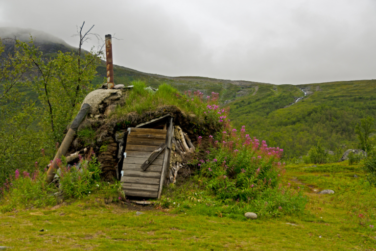 Exploring Sami Reindeer Herding Traditions